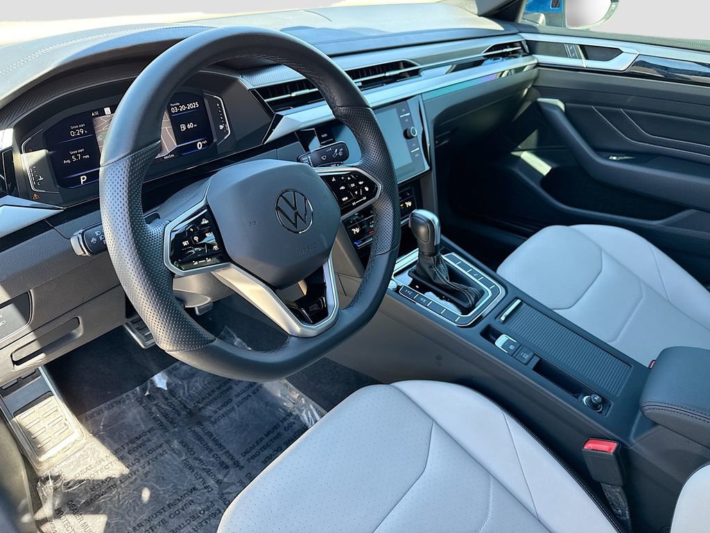 Used 2023 Volkswagen Arteon SE image 9