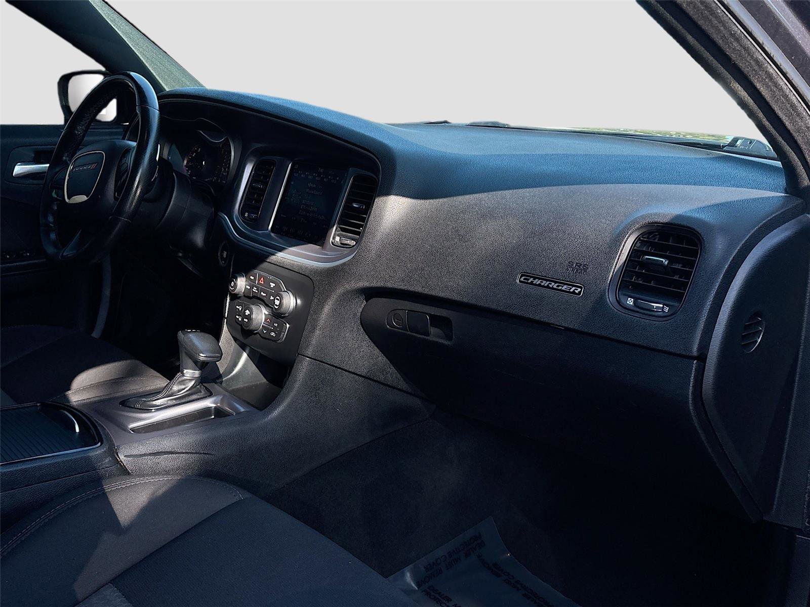 Used 2019 Dodge Charger R/T w/ Blacktop Package image 30