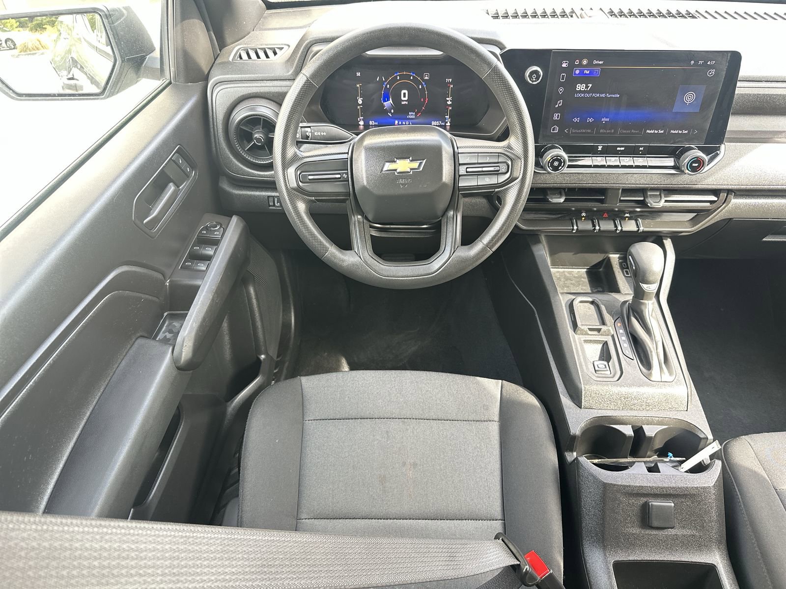 Used 2023 Chevrolet Colorado W/T RWD image 17