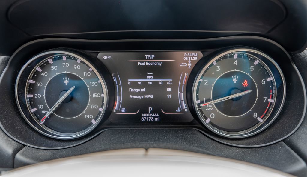 Used 2022 Maserati Levante GT image 9