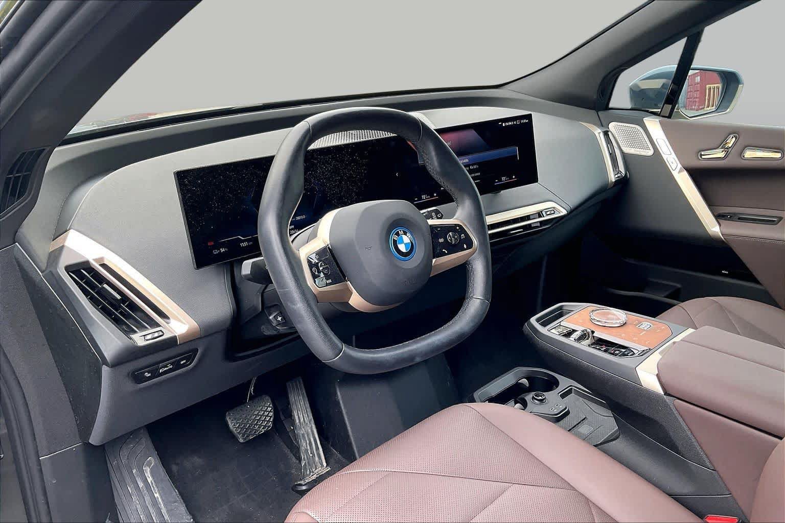Used 2023 BMW iX M60 w/ Executive Package AWD/4WD image 17