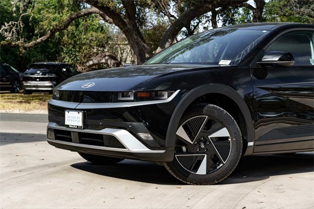 New 2026 Hyundai Ioniq 5 SE image 3