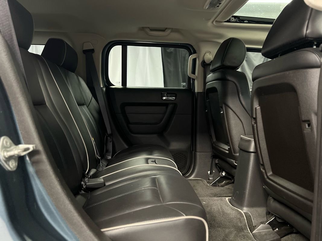 Used 2006 HUMMER H3 Luxury image 23