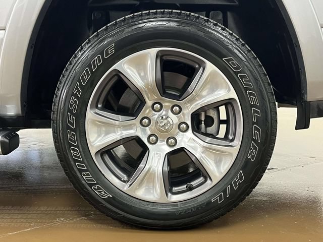 Used 2020 RAM 1500 Laramie AWD/4WD image 11