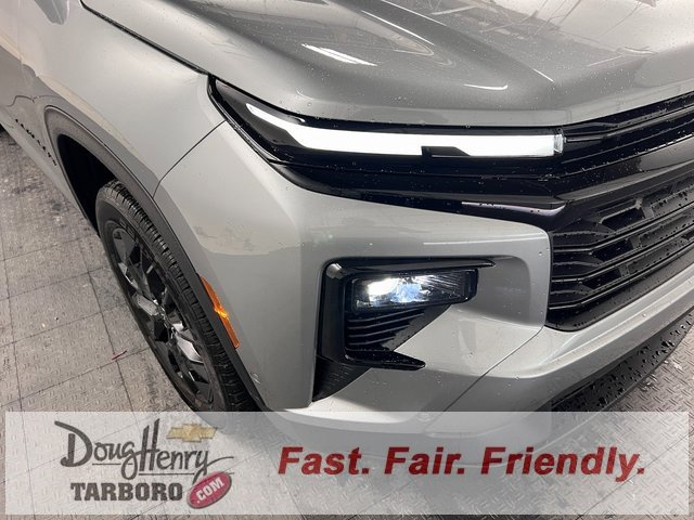 New 2026 Chevrolet Traverse LT w/ Enhanced Driving Package image 9
