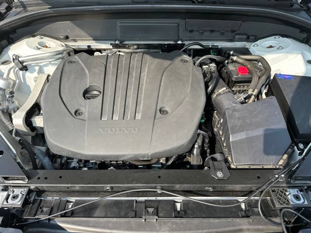 Certified 2025 Volvo XC60 B5 Ultra w/ Protection Package Premier AWD/4WD image 34