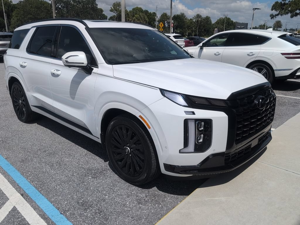 Used 2025 Hyundai Palisade Calligraphy AWD/4WD image 3