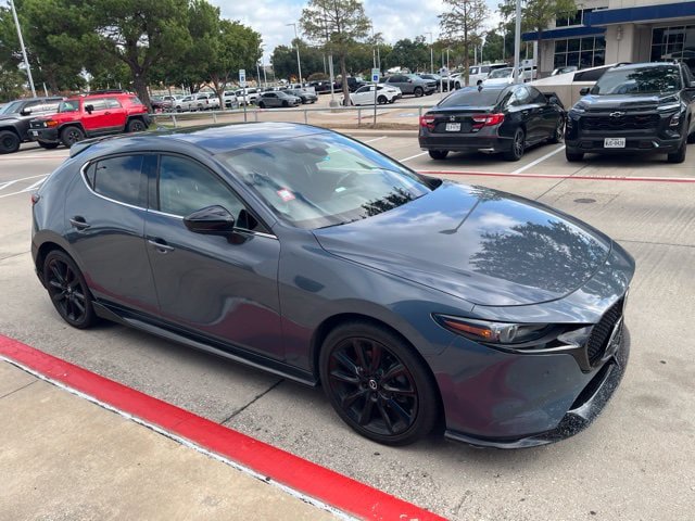 Used 2023 MAZDA MAZDA3 Hatchback w/ Appearance Package AWD/4WD image 3