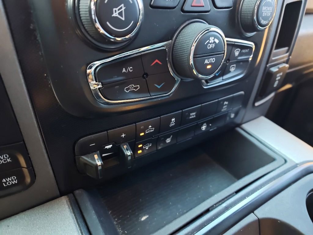 Used 2018 RAM 1500 Rebel w/ Luxury Group AWD/4WD image 11