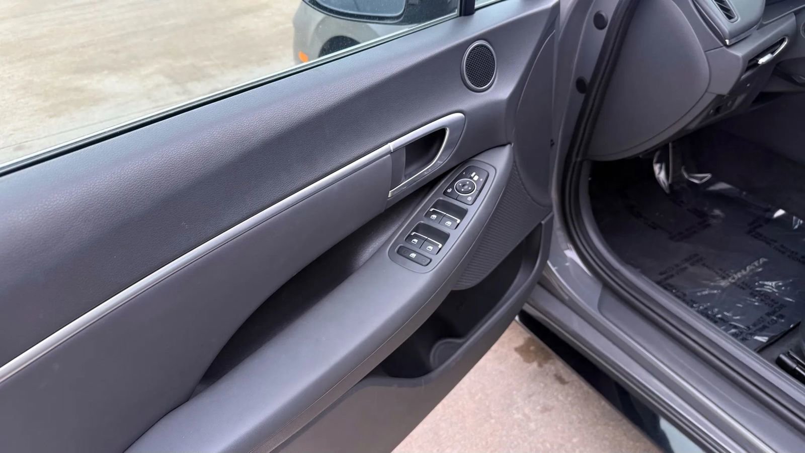 Used 2021 Hyundai Sonata SEL Plus w/ Cargo Package image 9