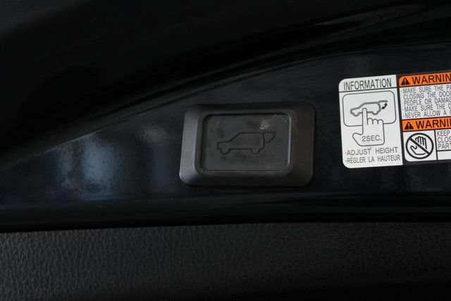 Used 2018 Toyota RAV4 XLE AWD/4WD image 34