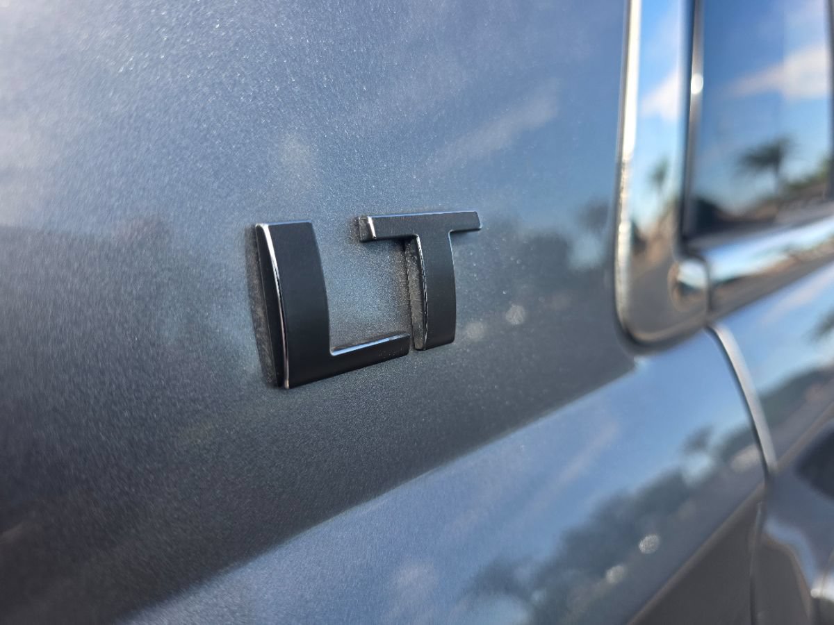 Used 2020 Chevrolet Tahoe LT w/ Luxury Package RWD image 6
