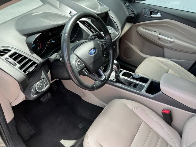 Used 2019 Ford Escape SEL FWD image 14