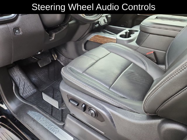 Used 2020 Chevrolet Silverado 1500 High Country w/ Technology Package AWD/4WD image 21