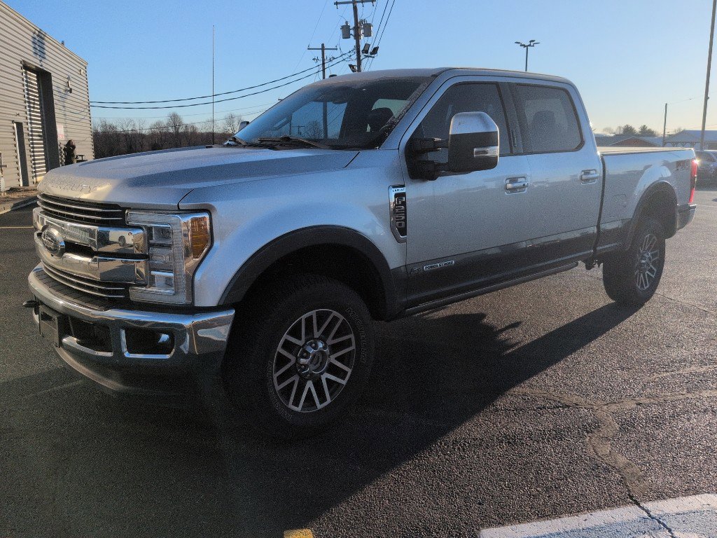 Used 2018 Ford F250 Lariat w/ Lariat Ultimate Package video 1