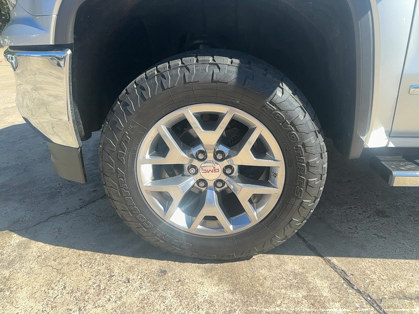 Used 2018 GMC Sierra 1500 SLT AWD/4WD image 8