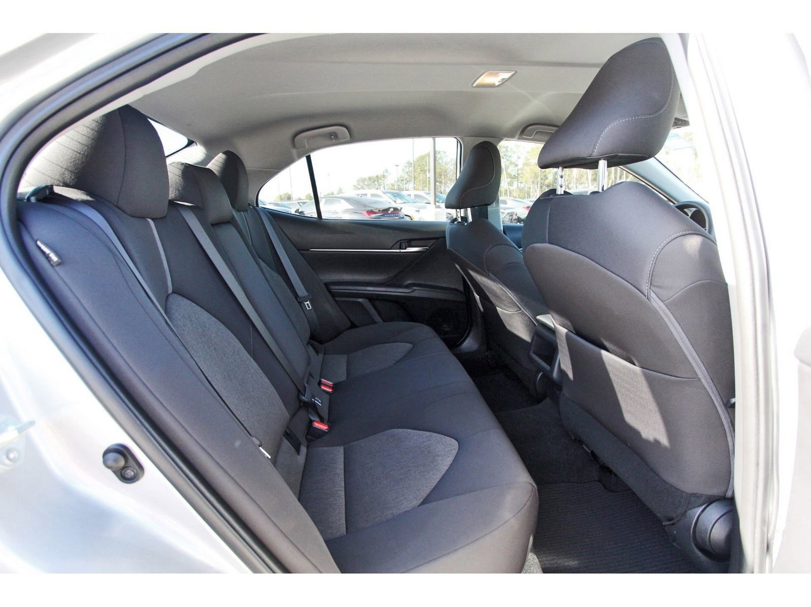 Used 2023 Toyota Camry LE image 10