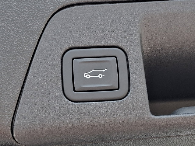 Used 2023 Buick Envision Preferred AWD/4WD image 28