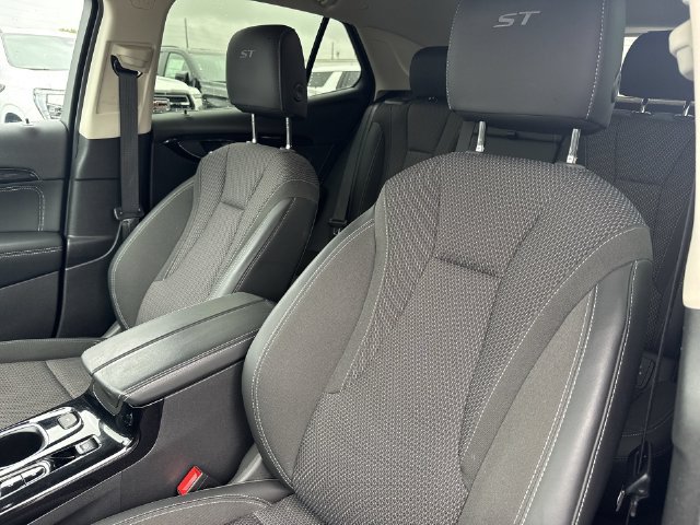 Used 2023 Buick Envision Preferred w/ Sport Touring Package AWD/4WD image 18