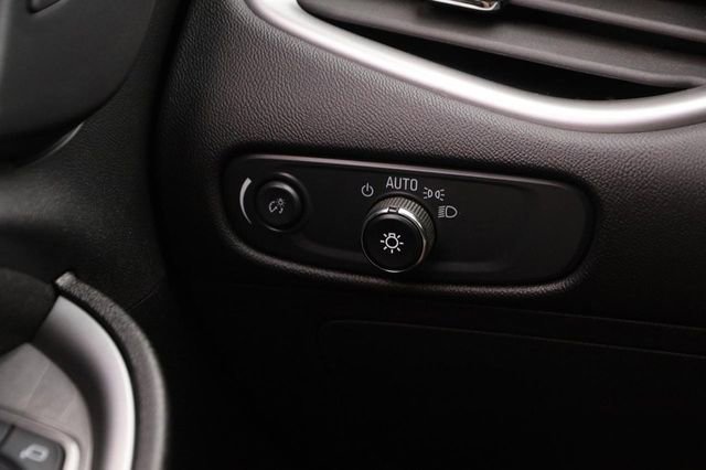 Used 2024 Chevrolet Malibu LT image 20