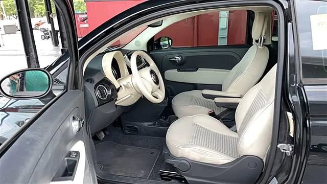 Used 2017 FIAT 500 Pop FWD image 3