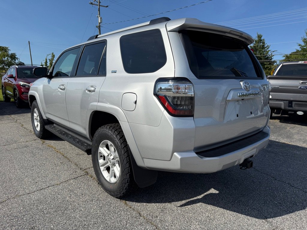 Used 2024 Toyota 4Runner SR5 image 5