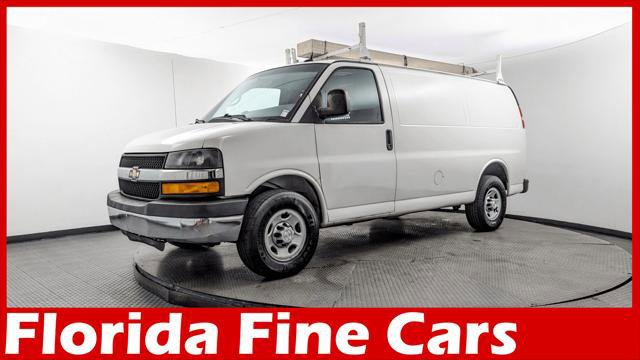 Used 2015 Chevrolet Express 3500 RWD image 1