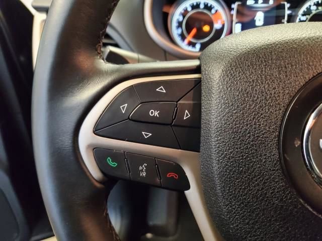 Used 2016 Jeep Cherokee Latitude w/ Safety/Convenience Group image 17