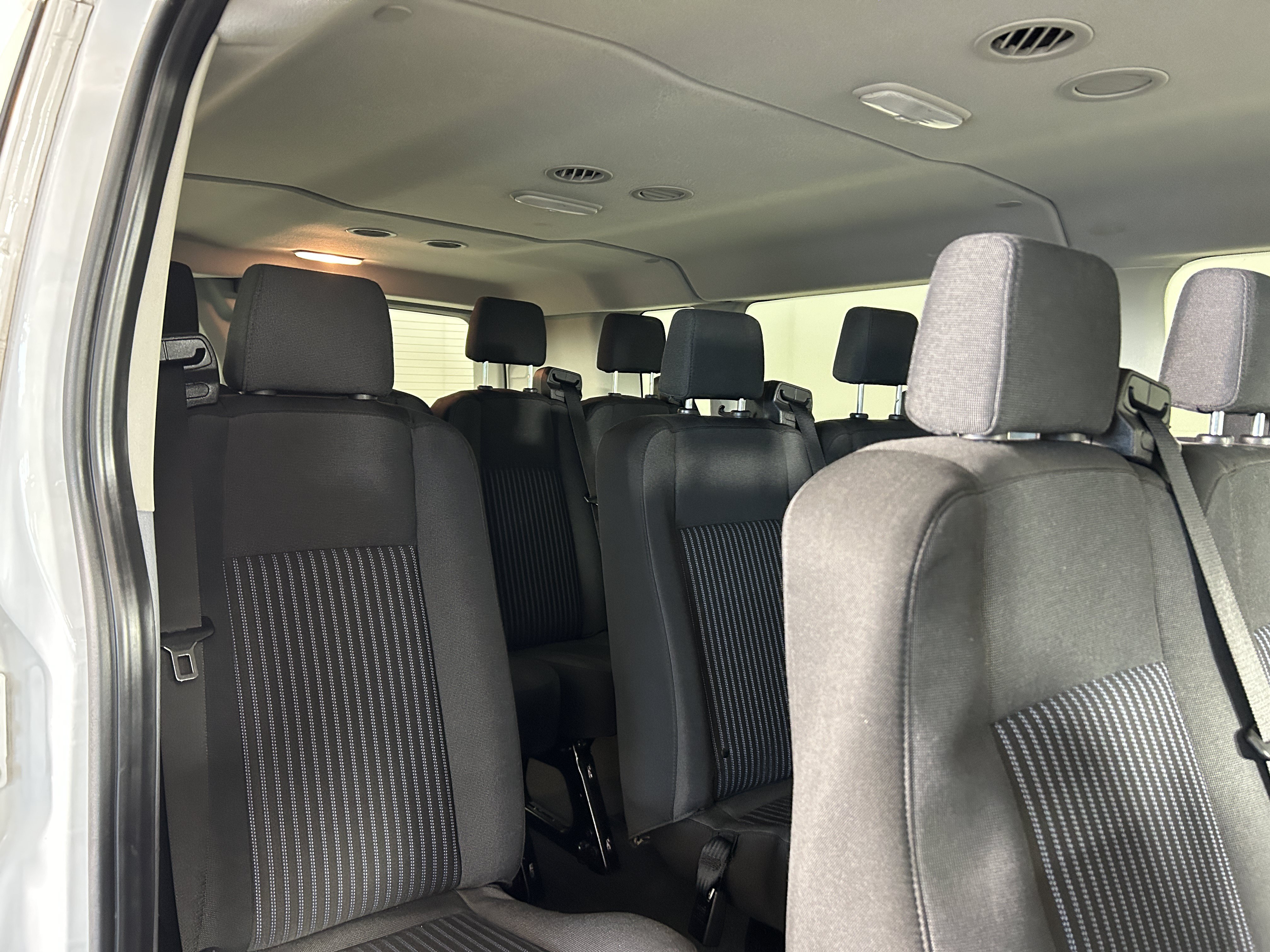 Used 2018 Ford Transit 350 XL RWD image 24