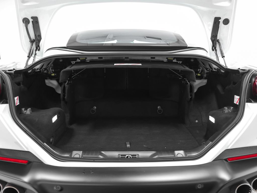 Certified 2022 Ferrari Portofino M RWD image 39