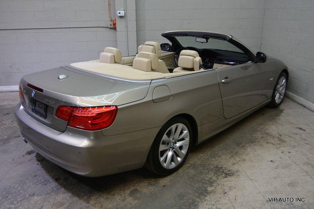 Used 2011 BMW 328i Convertible RWD image 9