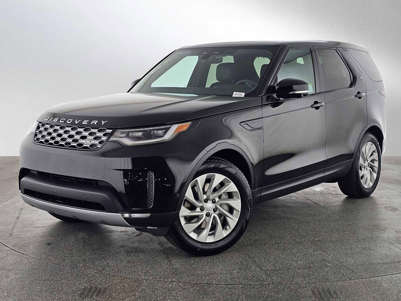New 2026 Land Rover Discovery S AWD/4WD image 1