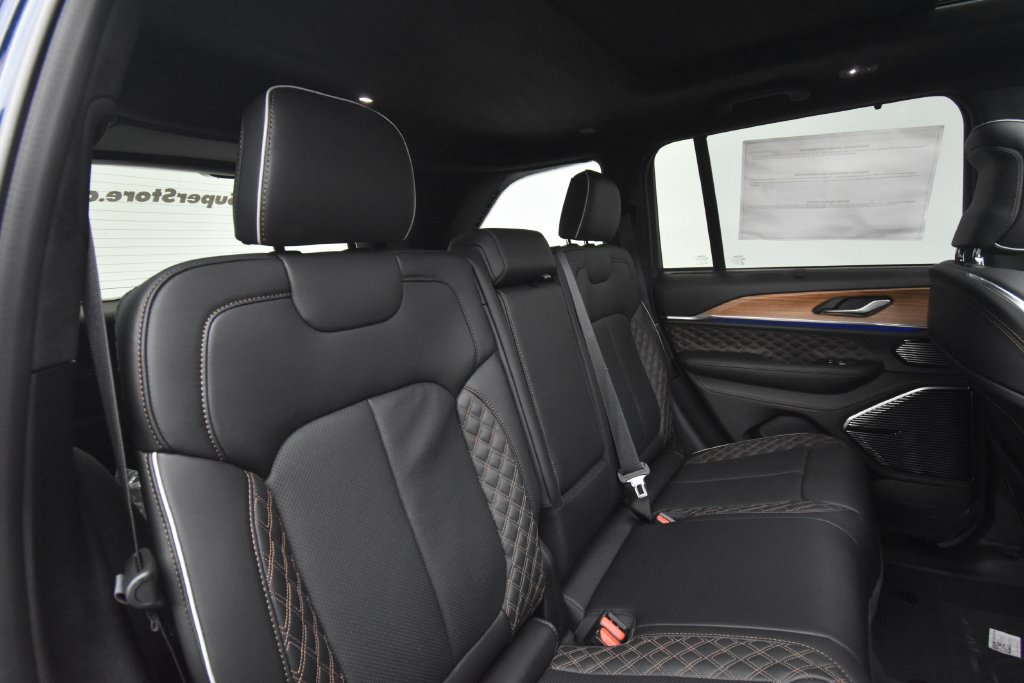 New 2027 Jeep Grand Cherokee Summit AWD/4WD image 20