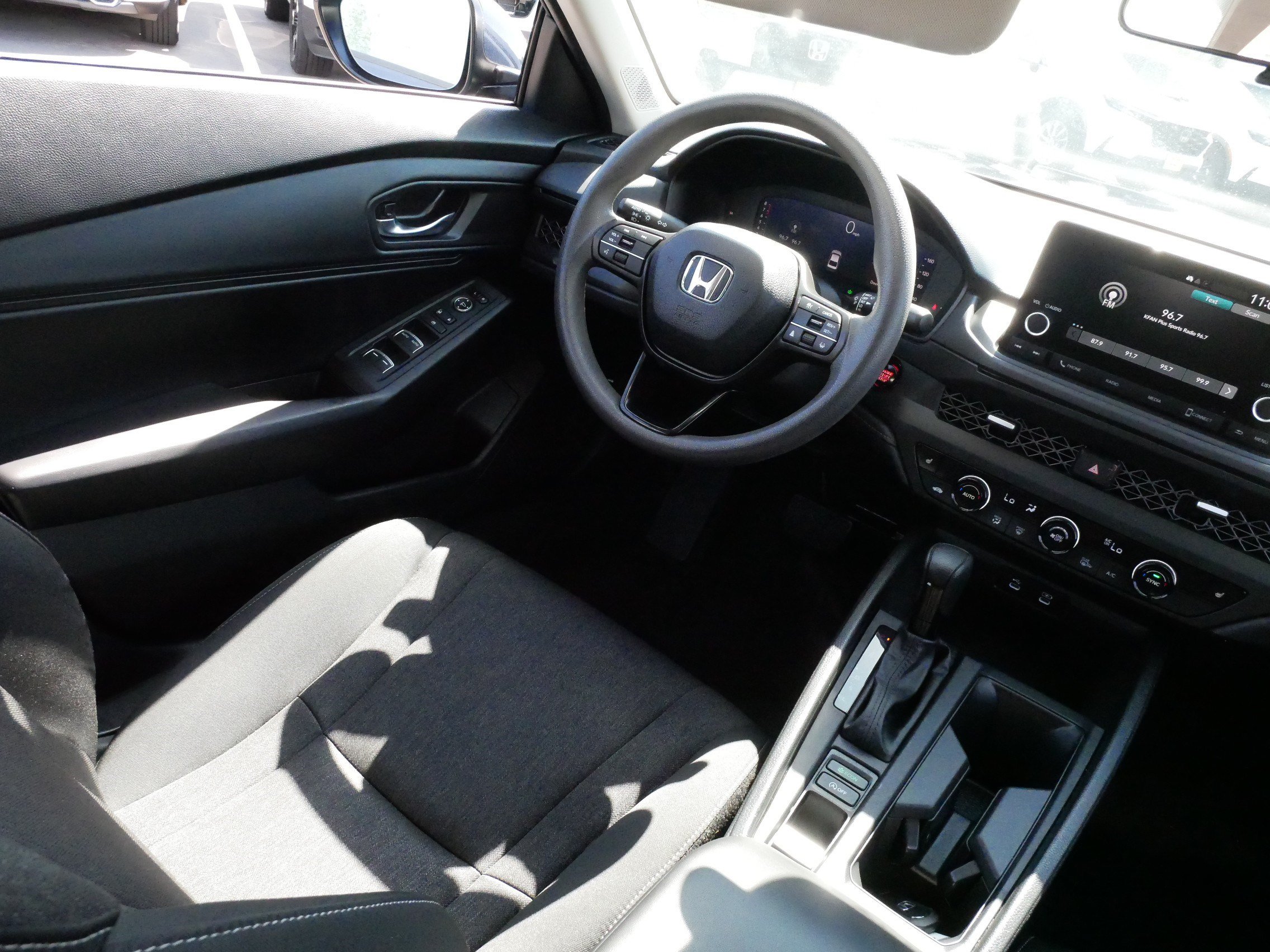 Certified 2023 Honda Accord EX image 9