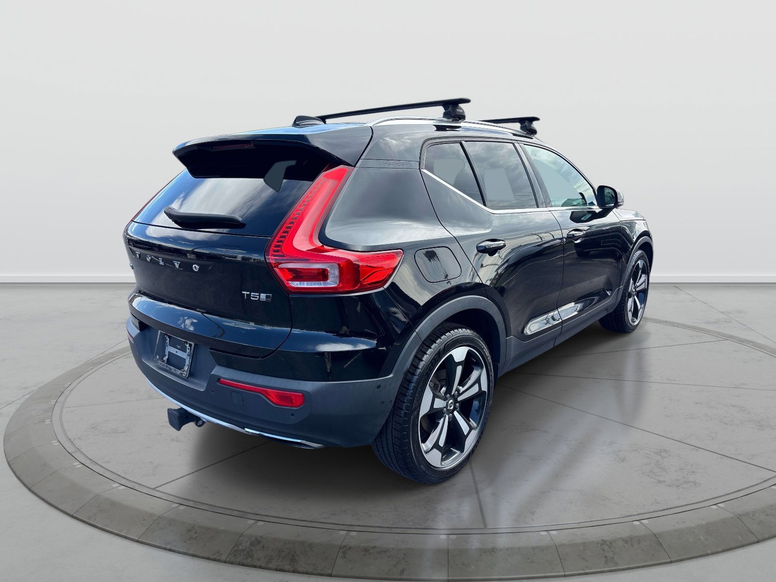 Used 2019 Volvo XC40 T5 Inscription AWD/4WD image 5