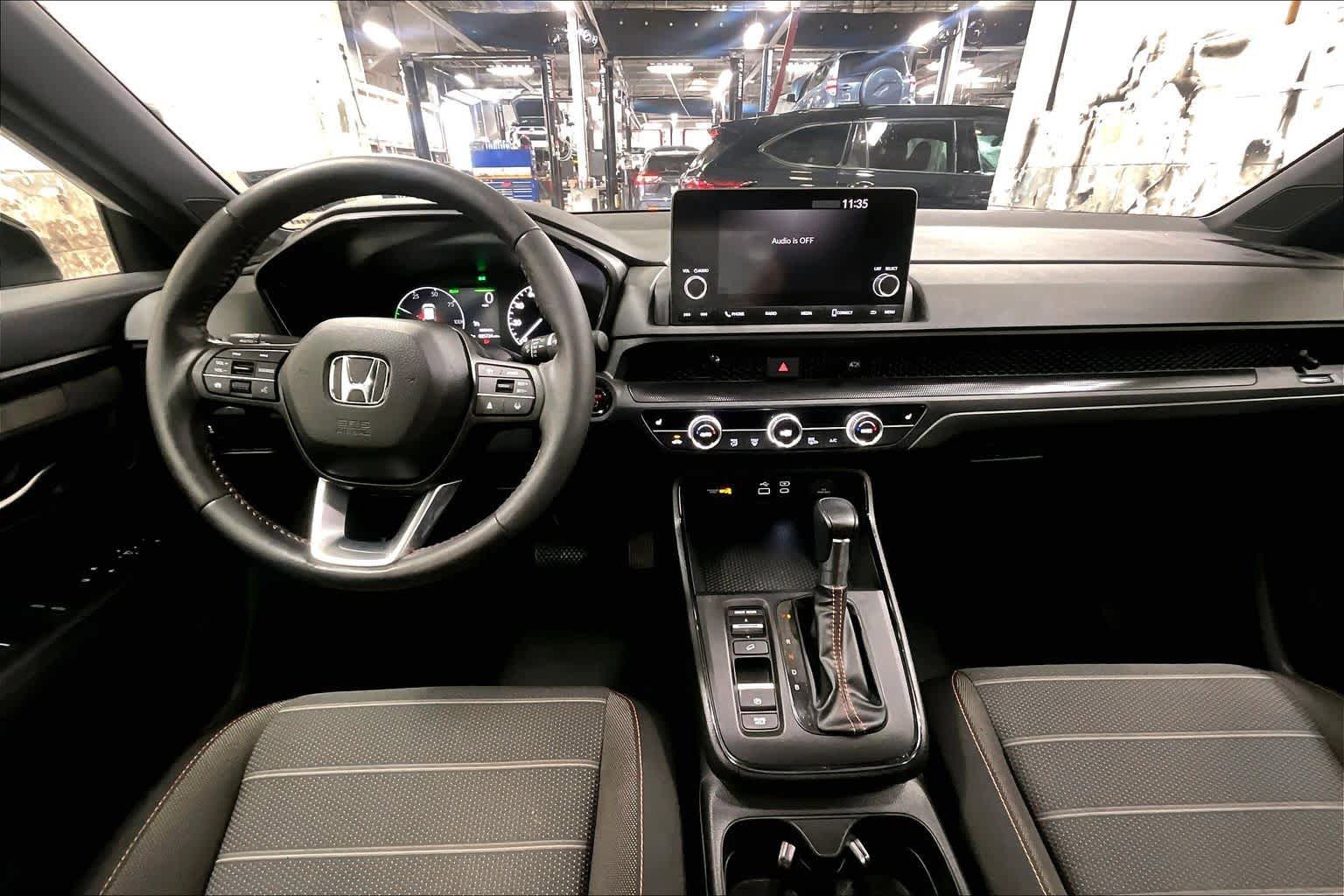 Used 2024 Honda CR-V Sport image 15