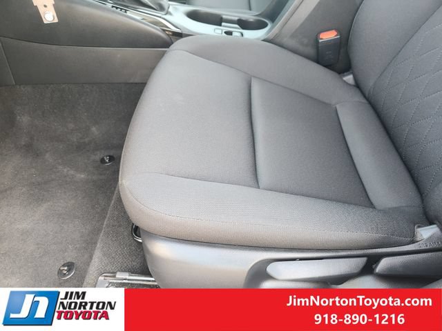Used 2026 Toyota Corolla LE FWD image 24