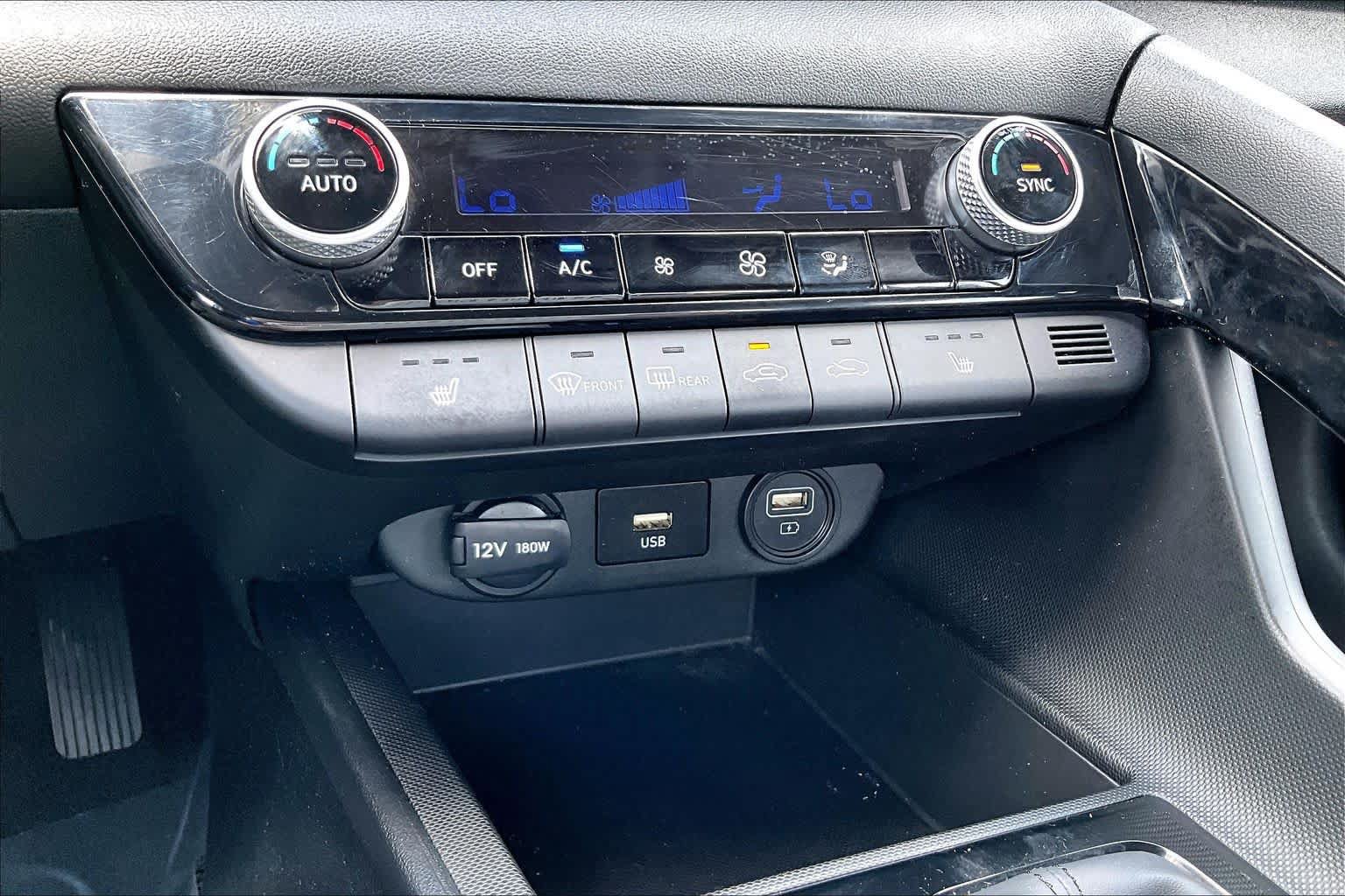 Used 2022 Hyundai Elantra Blue FWD image 35