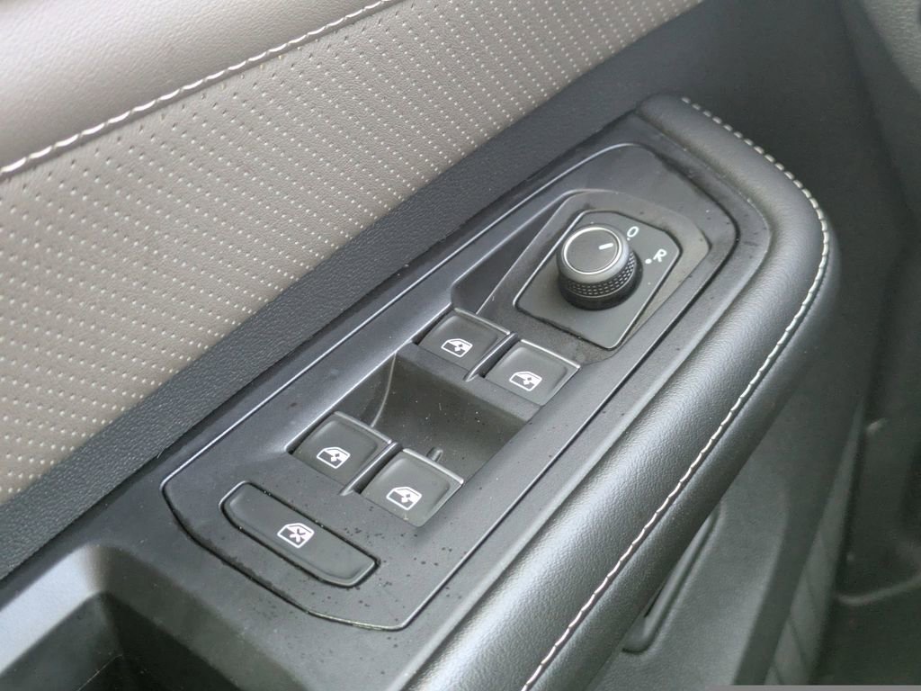 Used 2024 Volkswagen Atlas SEL image 27