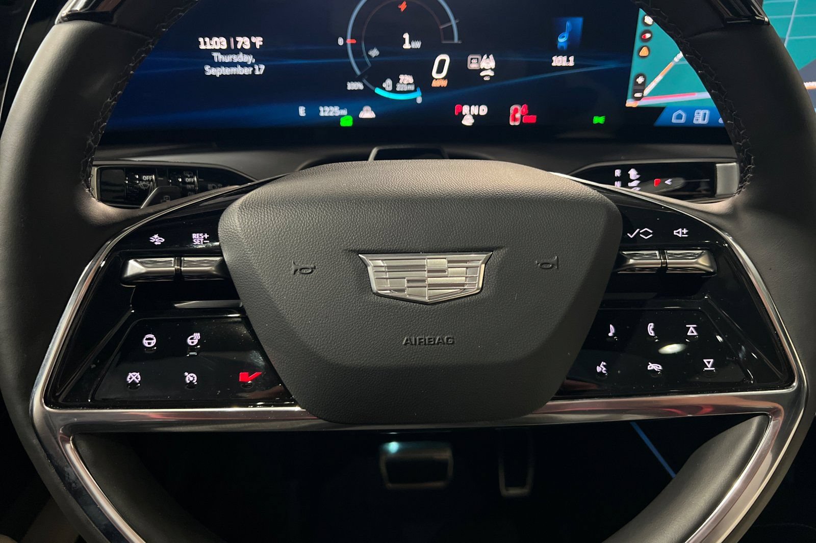 Used 2026 Cadillac Vistiq Sport AWD/4WD image 32