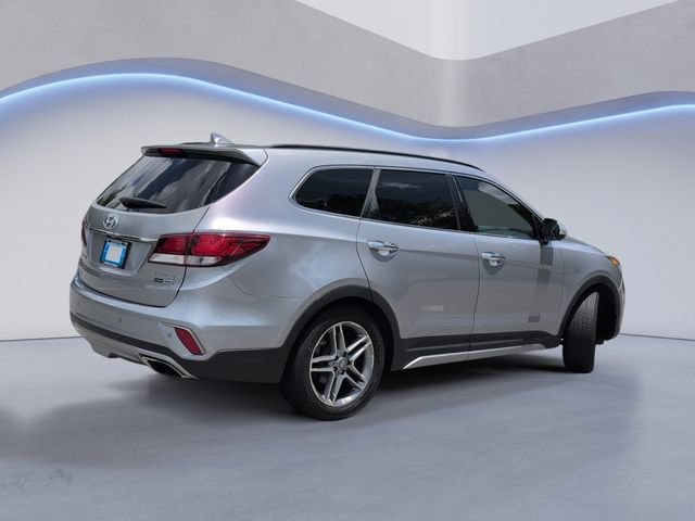 Used 2017 Hyundai Santa Fe Limited AWD/4WD image 4