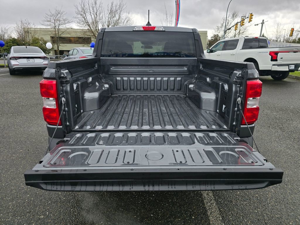 Used 2025 Ford Maverick XLT w/ Equipment Group 302A image 7