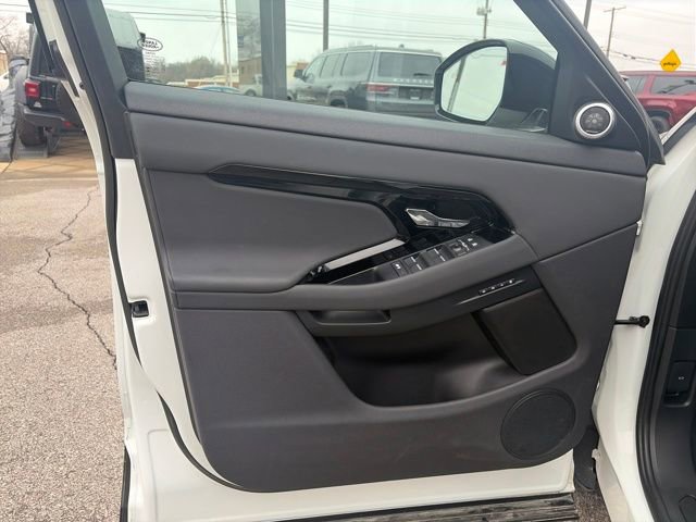 Used 2024 Land Rover Range Rover Evoque S image 26