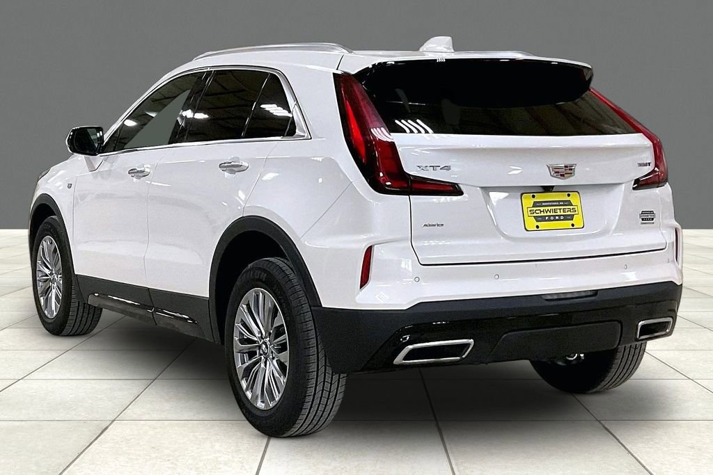 Used 2024 Cadillac XT4 Premium Luxury image 11