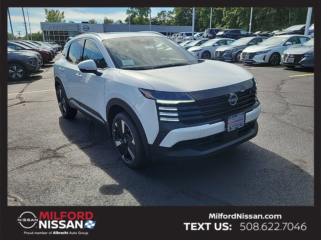 Used 2025 Nissan Kicks SR w/ SR Premium Package image 7