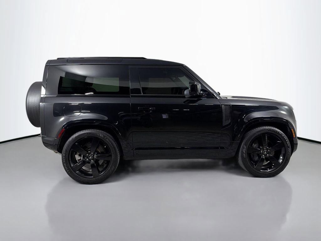 Certified 2023 Land Rover Defender 90 S AWD/4WD image 4