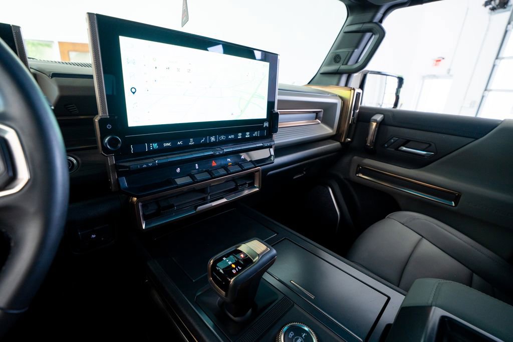 Used 2025 GMC Hummer EV 3X image 36