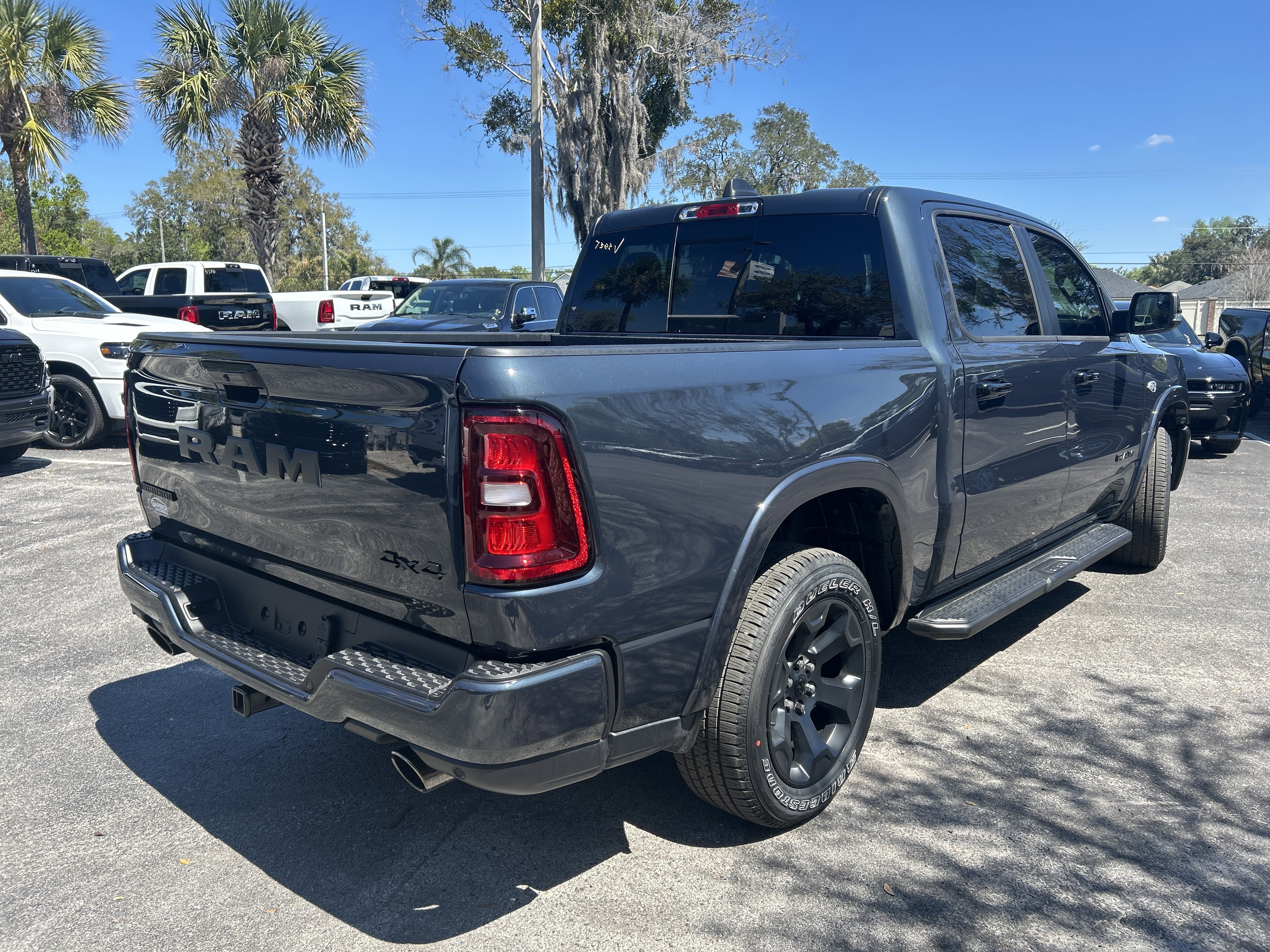 New 2026 RAM 1500 4x4 Crew Cab image 8