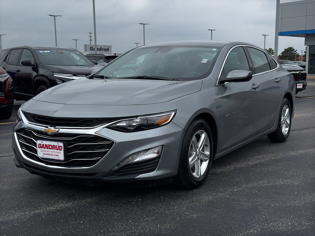 Used 2024 Chevrolet Malibu LT FWD image 2