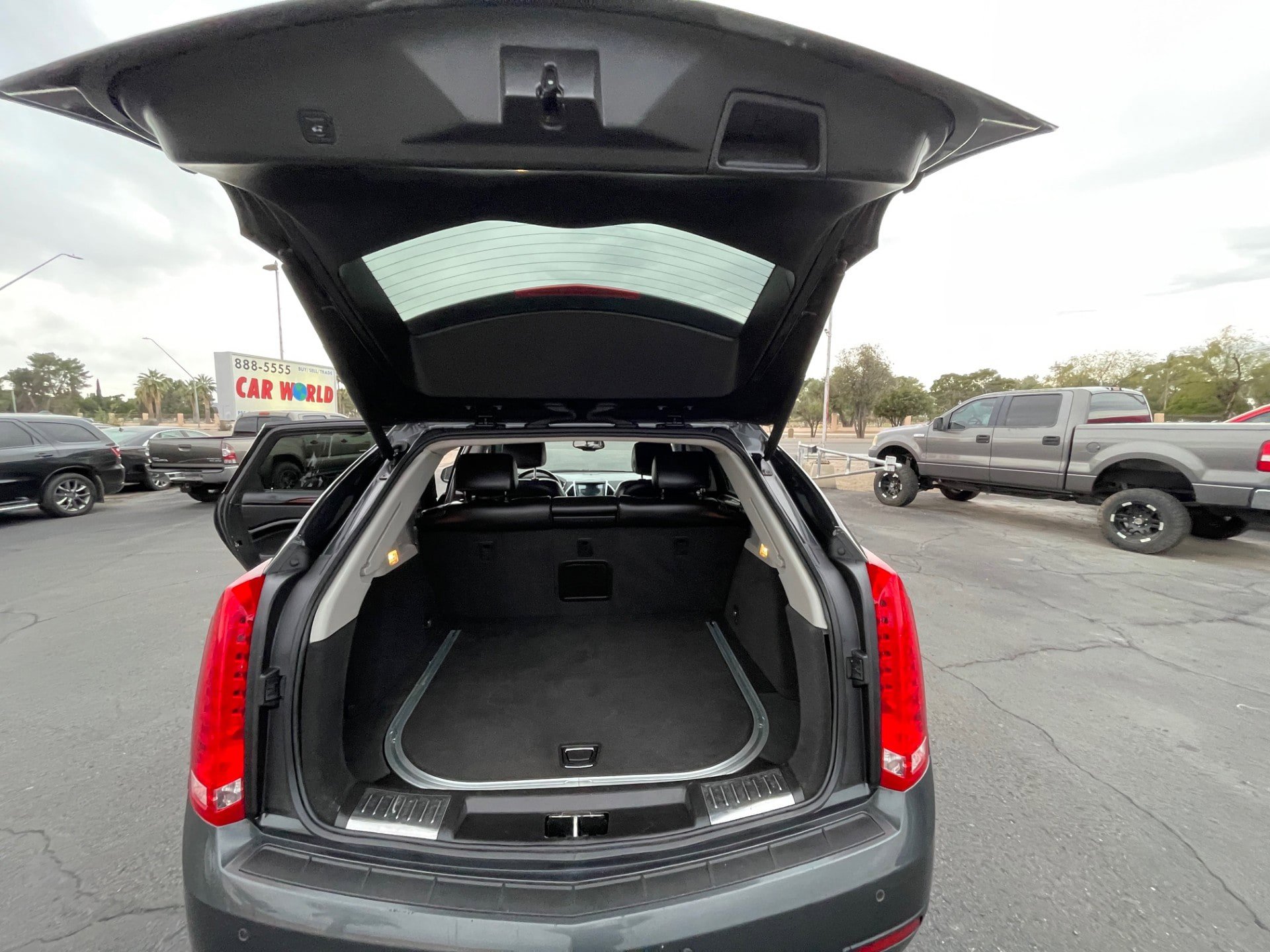 Used 2016 Cadillac SRX Luxury image 20